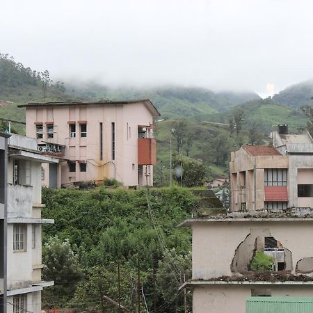 Albarad Hotel Munnar Extérieur photo